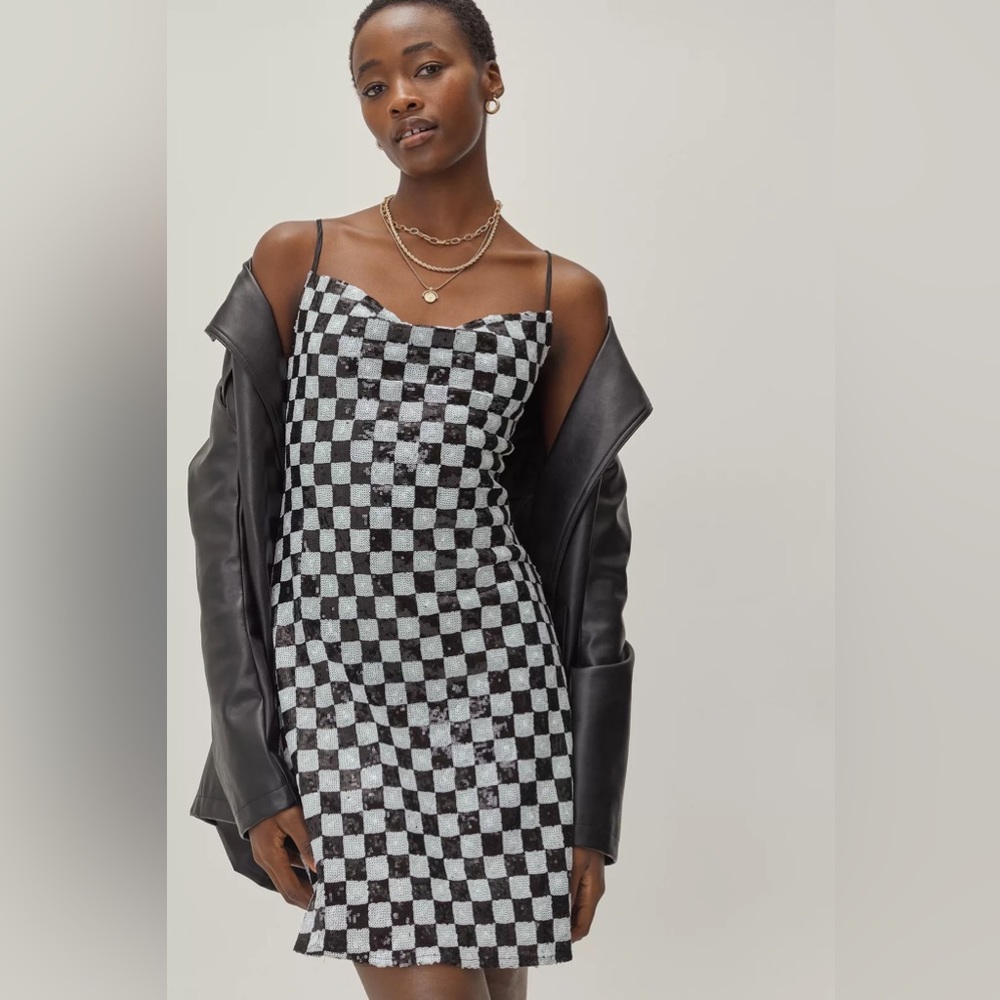 Nasty Gal Checkered Sequin Dress🤍🖤🏁